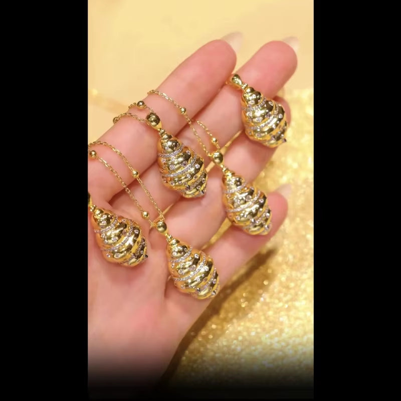 Bellux Pendant Chain 925 Silver Gold Plated Synthetic Zircon White Full Diamond Croissant Necklace