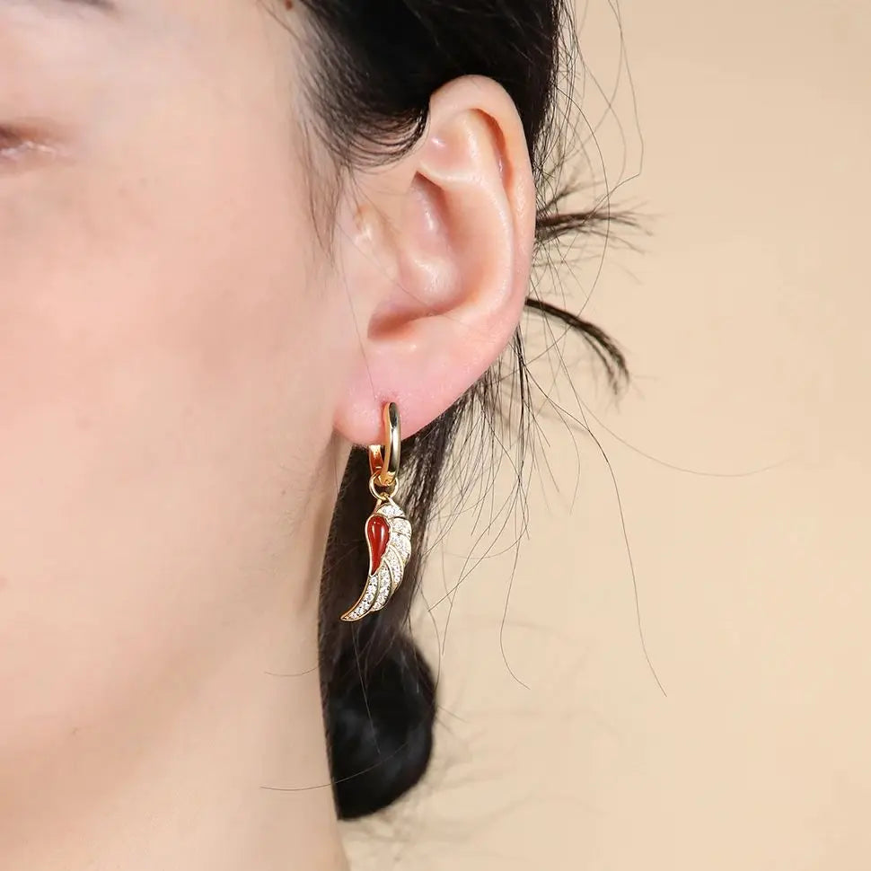 Red Agate Pendent Hoop Earrings for Women Bohemia Sparkling Moissanite Angel Wing Design Hoops Fine Jewelry 18K Gold Plated