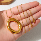 Irregular Pendant Necklace