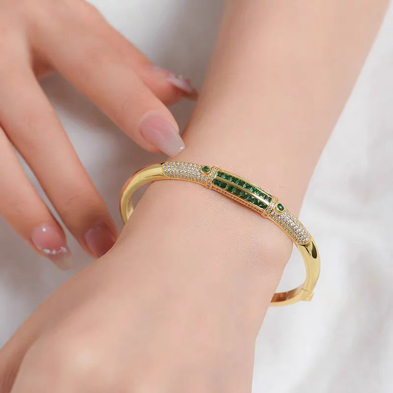 BELLUX New Arrival 925 Silver Gold Plated Synthetic Zircon Bangle Emerald Full Diamond Vintage Bracelet